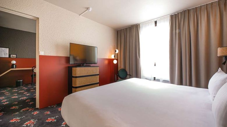 <b>Best Western Saint Etienne Aeroport Suite</b>. Images powered by <a href="https://iceportal.shijigroup.com/" title="IcePortal" target="_blank">IcePortal</a>.