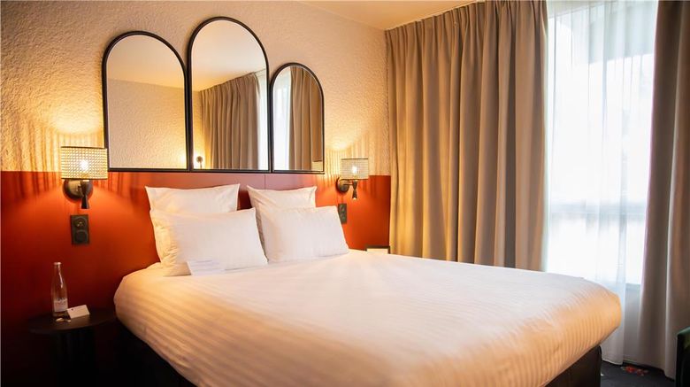 <b>Best Western Saint Etienne Aeroport Room</b>. Images powered by <a href="https://iceportal.shijigroup.com/" title="IcePortal" target="_blank">IcePortal</a>.