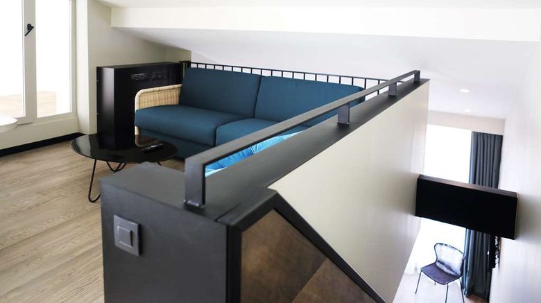 <b>Best Western La Joliette Suite</b>. Images powered by <a href="https://iceportal.shijigroup.com/" title="IcePortal" target="_blank">IcePortal</a>.