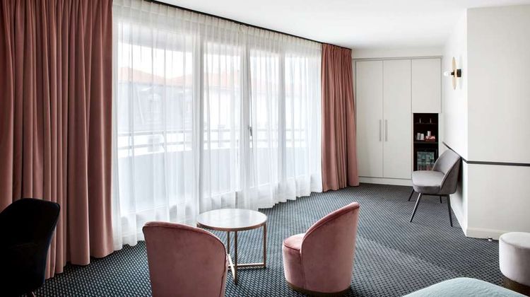 Best Western Plus Hotel du Pont Wilson Suite
