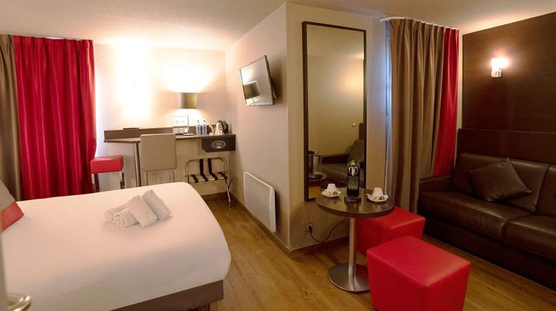 <b>Best Western l'Atelier 117 Suite</b>. Images powered by <a href="https://iceportal.shijigroup.com/" title="IcePortal" target="_blank">IcePortal</a>.