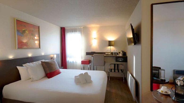 <b>Best Western l'Atelier 117 Suite</b>. Images powered by <a href="https://iceportal.shijigroup.com/" title="IcePortal" target="_blank">IcePortal</a>.