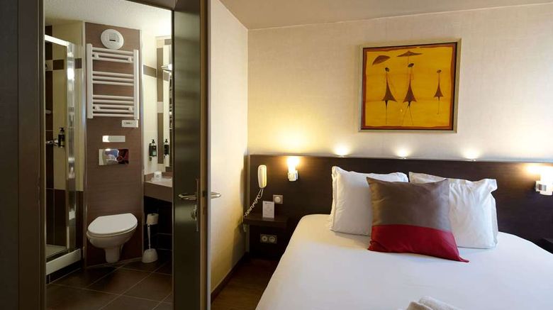 <b>Best Western l'Atelier 117 Room</b>. Images powered by <a href="https://iceportal.shijigroup.com/" title="IcePortal" target="_blank">IcePortal</a>.
