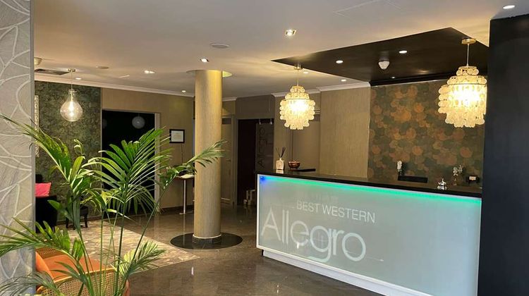 Best Western Allegro Nation Lobby