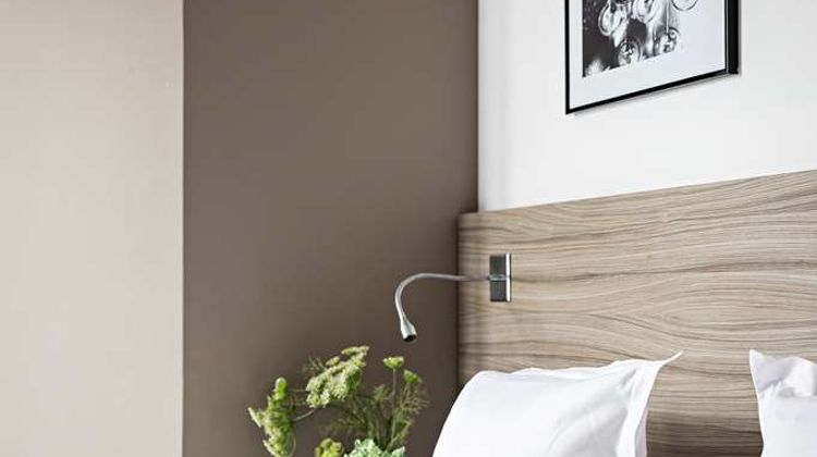 Best Western Paris Porte de Versailles Room