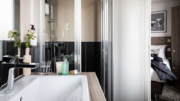 Best Western Paris Porte de Versailles Room