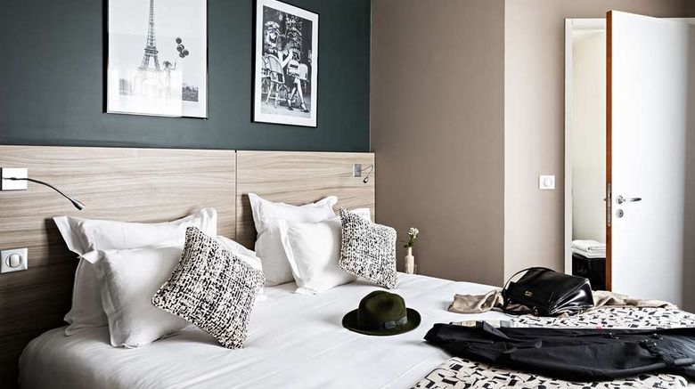 <b>Best Western Paris Porte de Versailles Room</b>. Images powered by <a href="https://iceportal.shijigroup.com/" title="IcePortal" target="_blank">IcePortal</a>.