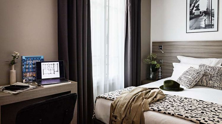 Best Western Paris Porte de Versailles Room
