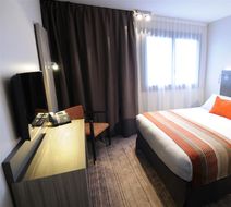 Best Western Plus Hotel de Chassieu Room