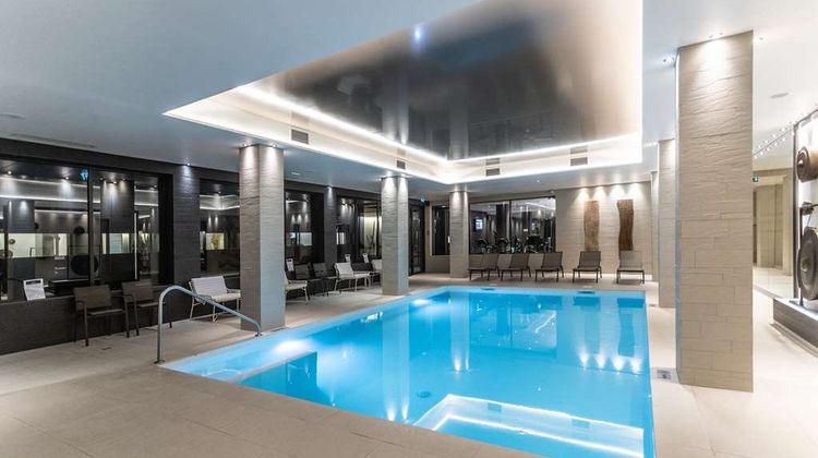 Best Western Plus Hotel de Chassieu Pool