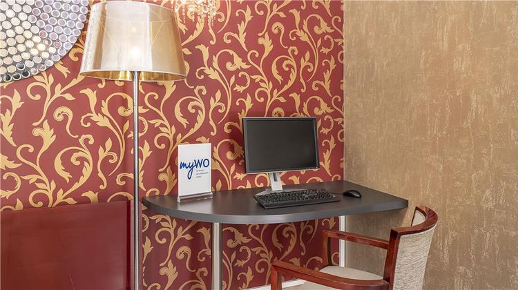 Best Western Poitiers Centre Le Grand Lobby