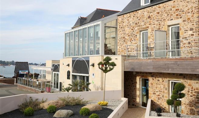 Best Western Plus Les Terrasses de Breha Exterior