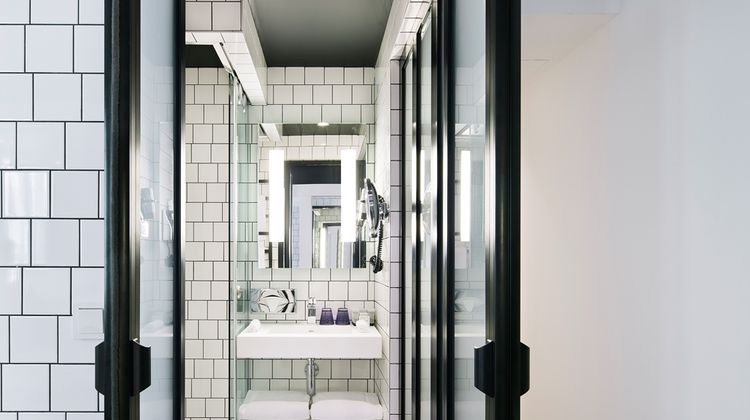 Best Western Premier Faubourg 88 Room