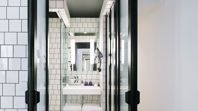 <b>Best Western Premier Faubourg 88 Room</b>. Images powered by <a href="https://iceportal.shijigroup.com/" title="IcePortal" target="_blank">IcePortal</a>.