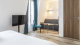 Best Western Plus 61 Paris Nation Hotel Room