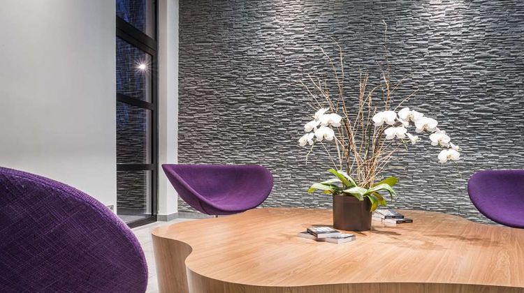 Best Western Plus Paris Velizy Lobby
