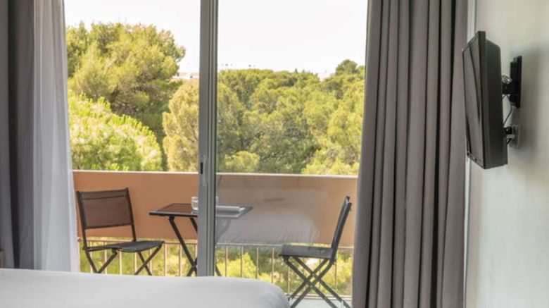<b>Best Western Hotel Des Thermes Room</b>. Images powered by <a href="https://iceportal.shijigroup.com/" title="IcePortal" target="_blank">IcePortal</a>.