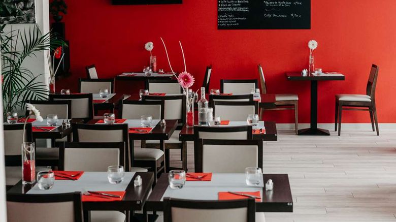 <b>Best Western Hotel Des Thermes Restaurant</b>. Images powered by <a href="https://iceportal.shijigroup.com/" title="IcePortal" target="_blank">IcePortal</a>.