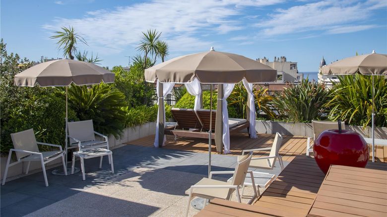 <b>Best Western Plus Le Patio des Artistes Exterior</b>. Images powered by <a href="https://iceportal.shijigroup.com/" title="IcePortal" target="_blank">IcePortal</a>.