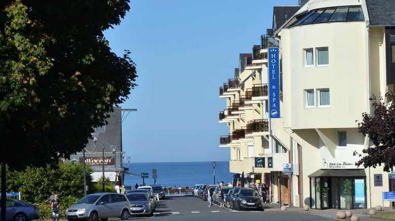 <b>Best Western Les Bains de Perros-Guirec Exterior</b>. Images powered by <a href="https://iceportal.shijigroup.com/" title="IcePortal" target="_blank">IcePortal</a>.
