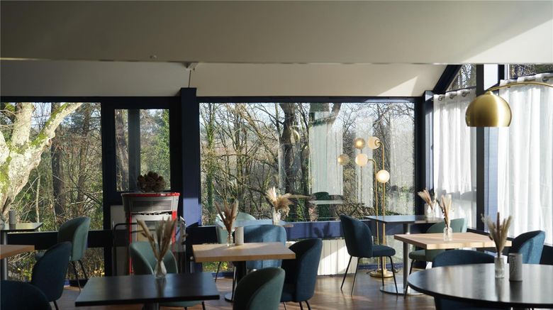 <b>Best Western Auray Le Loch Restaurant</b>. Images powered by <a href="https://iceportal.shijigroup.com/" title="IcePortal" target="_blank">IcePortal</a>.