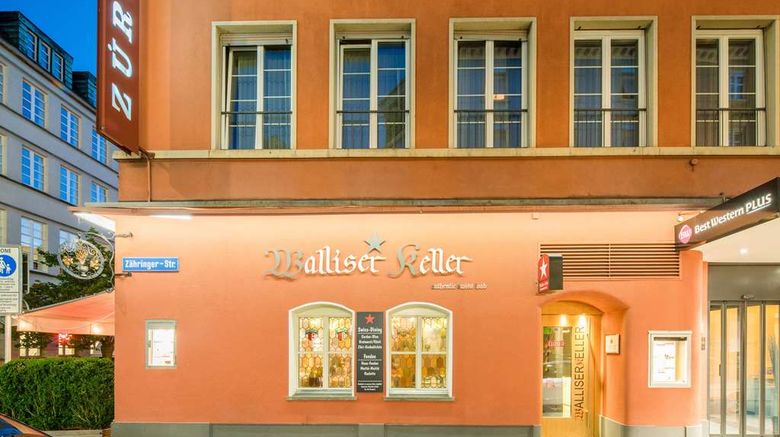 <b>Best Western Plus Hotel Zuercherhof Restaurant</b>. Images powered by <a href="https://iceportal.shijigroup.com/" title="IcePortal" target="_blank">IcePortal</a>.