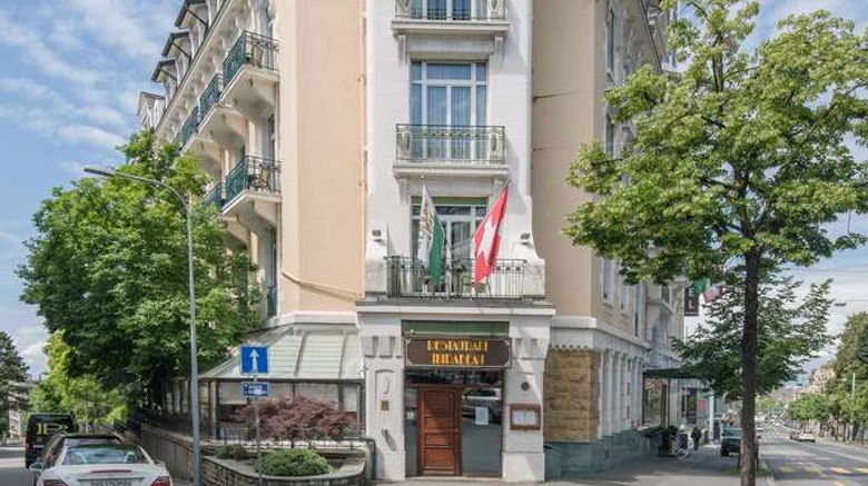 <b>Best Western Plus Hotel Mirabeau Exterior</b>. Images powered by <a href="https://iceportal.shijigroup.com/" title="IcePortal" target="_blank">IcePortal</a>.