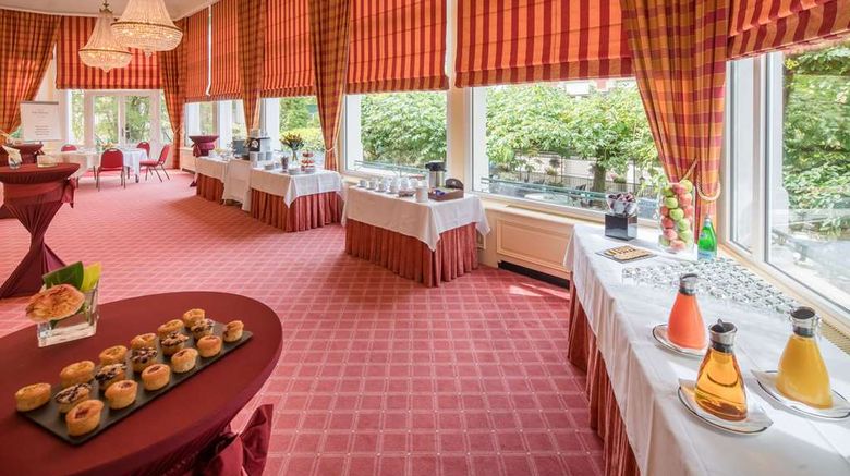 <b>Best Western Plus Hotel Mirabeau Meeting</b>. Images powered by <a href="https://iceportal.shijigroup.com/" title="IcePortal" target="_blank">IcePortal</a>.