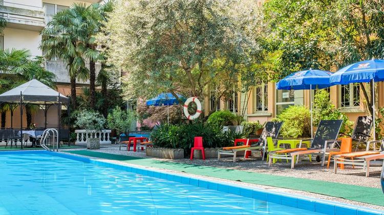 Best Western Hotel Bellevue au Lac Pool