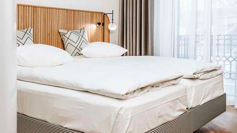 <b>Best Western Plus Hotel Bern Room</b>. Images powered by <a href="https://iceportal.shijigroup.com/" title="IcePortal" target="_blank">IcePortal</a>.