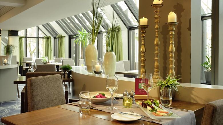 <b>Best Western Plus Arosa Hotel Restaurant</b>. Images powered by <a href="https://iceportal.shijigroup.com/" title="IcePortal" target="_blank">IcePortal</a>.