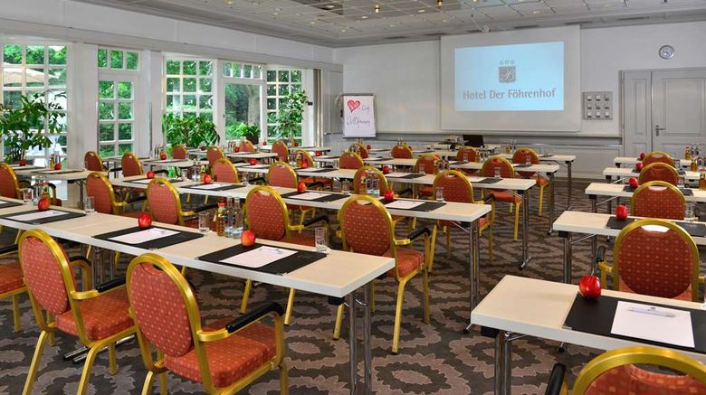 <b>Best Western Hotel der Foehrenhof Meeting</b>. Images powered by <a href="https://iceportal.shijigroup.com/" title="IcePortal" target="_blank">IcePortal</a>.