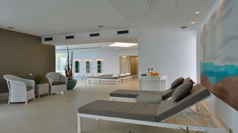<b>Best Western Premier Parkhotel Kronsberg Spa</b>. Images powered by <a href="https://iceportal.shijigroup.com/" title="IcePortal" target="_blank">IcePortal</a>.