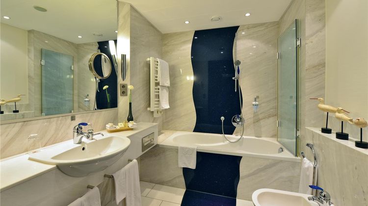Best Western Premier Parkhotel Kronsberg Room