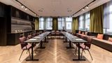 <b>Best Western Plus Hotel St. Raphael Meeting</b>. Images powered by <a href="https://iceportal.shijigroup.com/" title="IcePortal" target="_blank">IcePortal</a>.