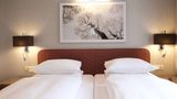 <b>Best Western Plus Hotel St. Raphael Suite</b>. Images powered by <a href="https://iceportal.shijigroup.com/" title="IcePortal" target="_blank">IcePortal</a>.