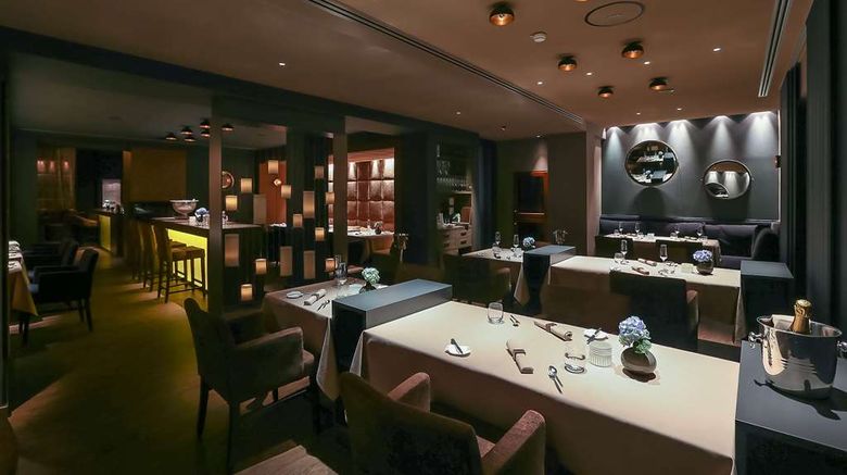 <b>Best Western Premier Hotel Rebstock Restaurant</b>. Images powered by <a href="https://iceportal.shijigroup.com/" title="IcePortal" target="_blank">IcePortal</a>.