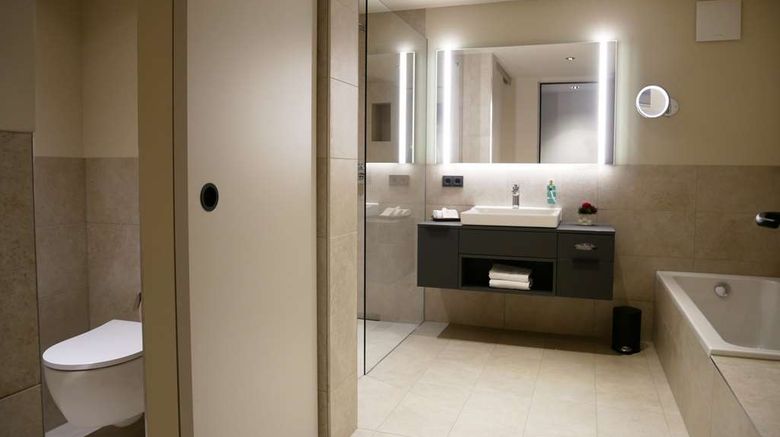 <b>Best Western Premier Hotel Rebstock Room</b>. Images powered by <a href="https://iceportal.shijigroup.com/" title="IcePortal" target="_blank">IcePortal</a>.