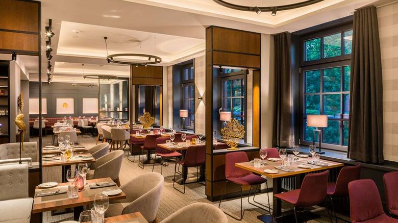 <b>Best Western Premier Alsterkrug Hotel Restaurant</b>. Images powered by <a href="https://iceportal.shijigroup.com/" title="IcePortal" target="_blank">IcePortal</a>.