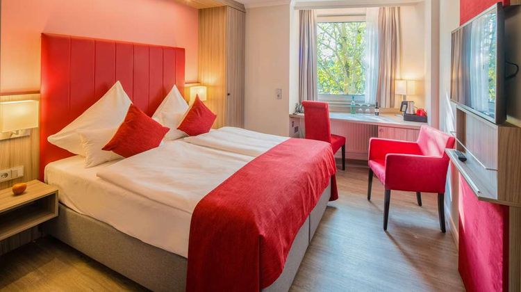 Best Western Hotel Regence Room