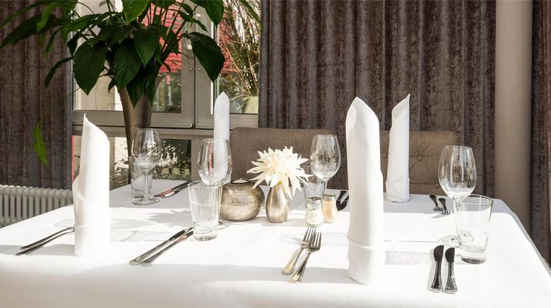 <b>Best Western Victor's Hotel Rodenhof Restaurant</b>. Images powered by <a href="https://iceportal.shijigroup.com/" title="IcePortal" target="_blank">IcePortal</a>.
