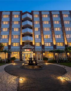Best Western Plus Delta Park Hotel