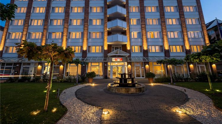 Best Western Plus Delta Park Hotel Exterior