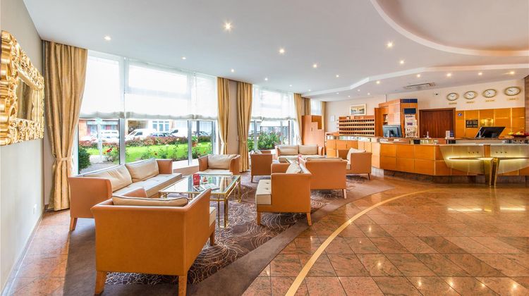 Best Western Plus Delta Park Hotel Lobby