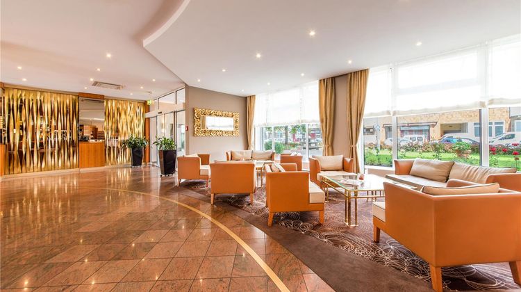 Best Western Plus Delta Park Hotel Lobby
