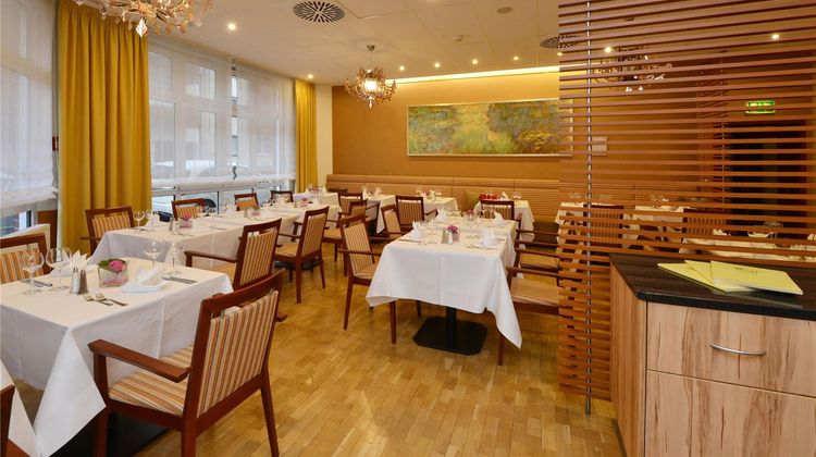 Best Western Plus Delta Park Hotel Restaurant
