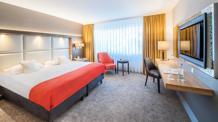 Best Western Plus Delta Park Hotel Room