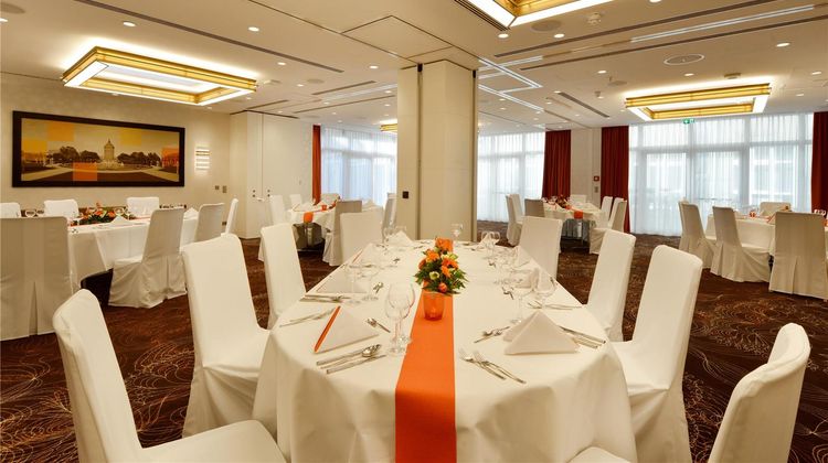 Best Western Plus Delta Park Hotel Ballroom