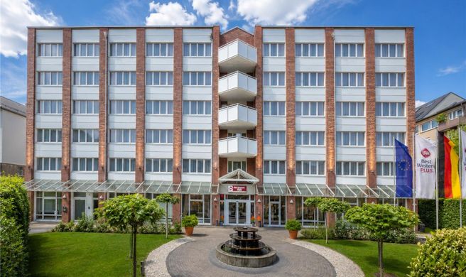 Best Western Plus Delta Park Hotel Exterior