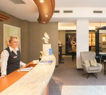 Best Western Plus Hotel Excelsior Lobby